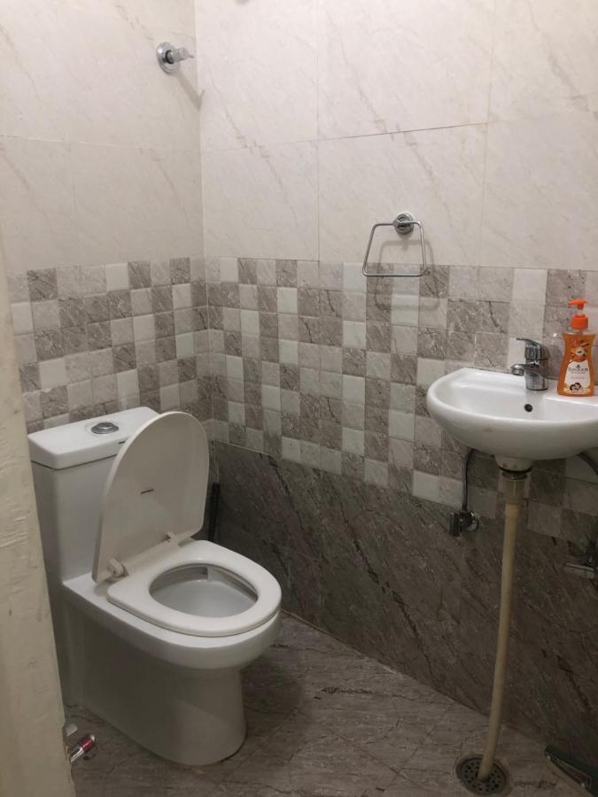 Purple Lotus Hotel Варанаси Экстерьер фото